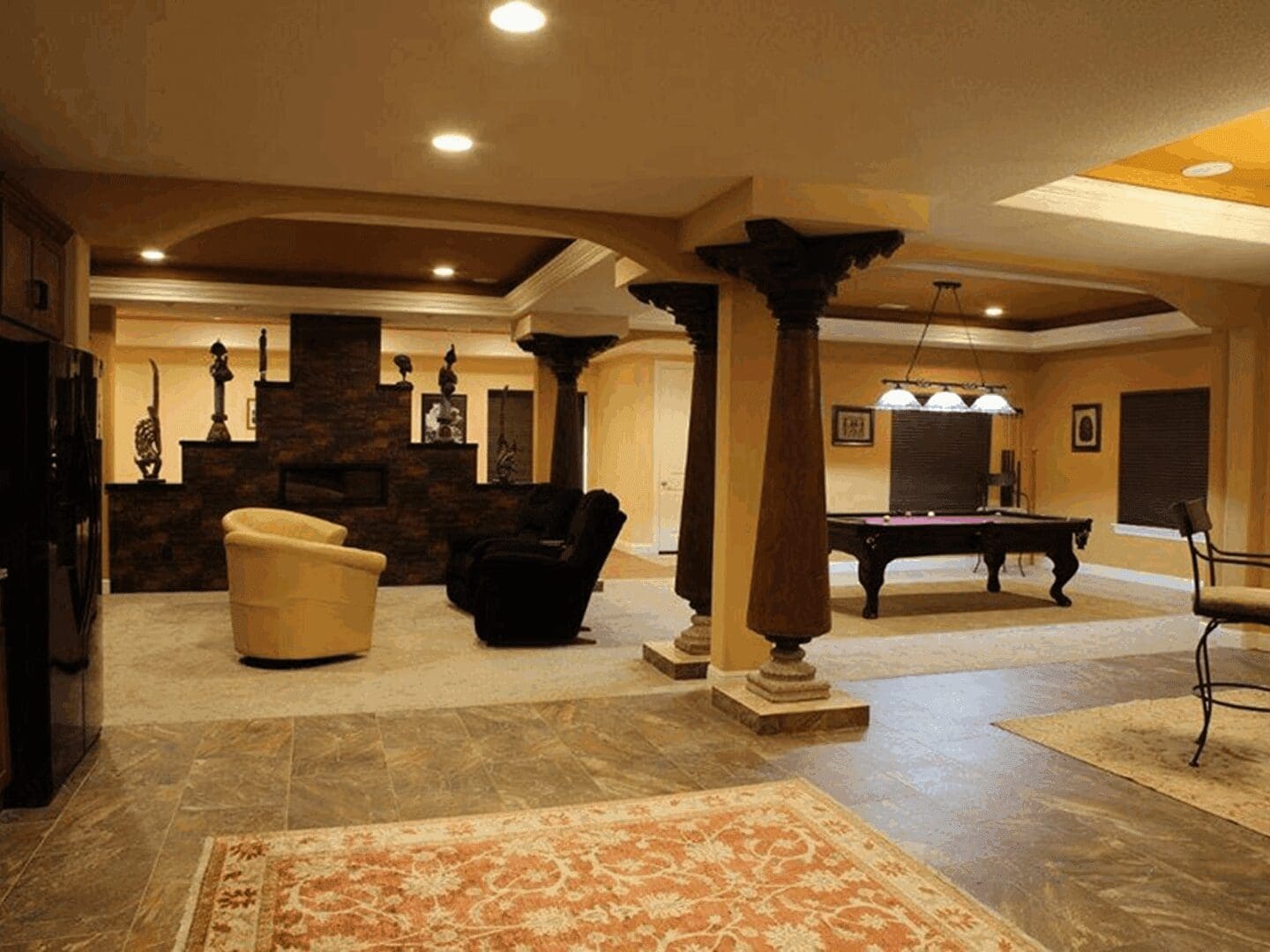 Spacious basement with modern decor